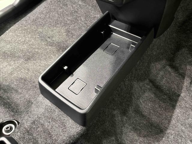 ミライースＸ　リミテッドＳＡIII　ＬＥＤライトＬＥＤヘッドランプ　セキュリティアラーム　コーナーセンサー　１４インチフルホイールキャップ　キーレスエントリー　電動格納式ドアミラー　ショツピングフック　マニュアルエアコン（広島県）の中古車