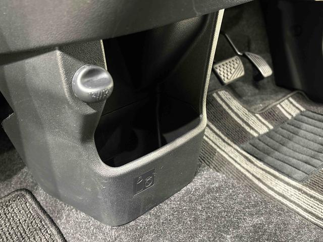 キャストスポーツＳＡIII　１６インチアルミホイール　パドルシフトＤＶＤ＆ＵＳＢチューナー　バックカメラ　ＥＴＣ車載器ステアリングスイッチ　ＭＯＭＯ革巻ハンドル　運転席・助手席シートヒーター　オートハイビーム　運転席シートリフター　チルトステアリング（広島県）の中古車