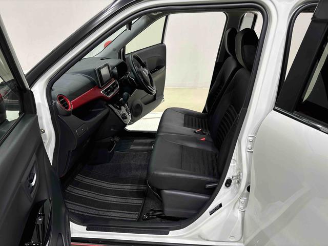 キャストスポーツＳＡIII　１６インチアルミホイール　パドルシフトＤＶＤ＆ＵＳＢチューナー　バックカメラ　ＥＴＣ車載器ステアリングスイッチ　ＭＯＭＯ革巻ハンドル　運転席・助手席シートヒーター　オートハイビーム　運転席シートリフター　チルトステアリング（広島県）の中古車