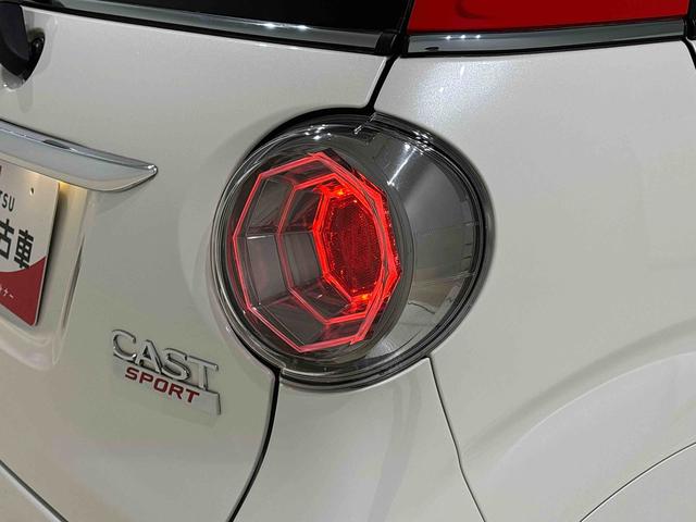 キャストスポーツＳＡIII　１６インチアルミホイール　パドルシフトＤＶＤ＆ＵＳＢチューナー　バックカメラ　ＥＴＣ車載器ステアリングスイッチ　ＭＯＭＯ革巻ハンドル　運転席・助手席シートヒーター　オートハイビーム　運転席シートリフター　チルトステアリング（広島県）の中古車