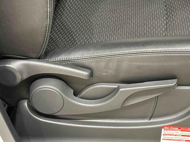 トールカスタムＧ　バックカメラ　電動パーキングブレーキＬＥＤヘッドランプ・フォグランプ　　１５インチアルミホイール　オートライト　プッシュボタンスタート　クルーズコントロール　　コーナーセンサー　パワースライドドア　キーフリーシステム（広島県）の中古車