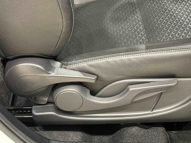 ロッキープレミアムＧ　パノラマモニター　電動パーキングブレーキＬＥＤヘッドランプ・フォグランプ　全車速追従機能付アダプティブクルーズコントロール　レーンキープコントロール　　１７インチアルミホイール　シートヒーター（広島県）の中古車
