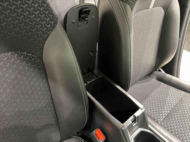 ロッキープレミアムＧ　パノラマモニター　電動パーキングブレーキＬＥＤヘッドランプ・フォグランプ　全車速追従機能付アダプティブクルーズコントロール　レーンキープコントロール　　１７インチアルミホイール　シートヒーター（広島県）の中古車