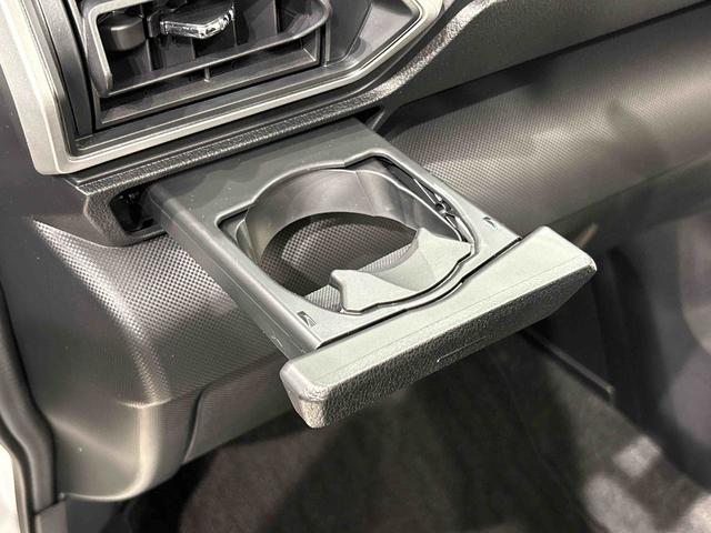 ロッキープレミアムＧ　パノラマモニター　電動パーキングブレーキＬＥＤヘッドランプ・フォグランプ　全車速追従機能付アダプティブクルーズコントロール　レーンキープコントロール　　１７インチアルミホイール　シートヒーター（広島県）の中古車