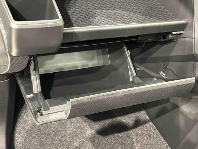 タフトＧターボ　クロムベンチャー　バックカメラスカイフィールトップ　クロムパック　メッキパック　シルバーアンダーガーニッシュ　インテリアアクセント　ＬＥＤオートハイビーム＆フォグランプ　電動パーキングブレーキ　バックカメラ　アルミホイール（広島県）の中古車