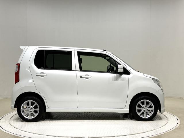 ワゴンＲＦＸリミテッド　２ＷＤ　ＣＶＴ車純正アルミホイール　キーフリーシステム　電動格納ドアミラー　プッシュ式フルオートエアコン　マルチリフレクターハロゲンヘッドライト（広島県）の中古車