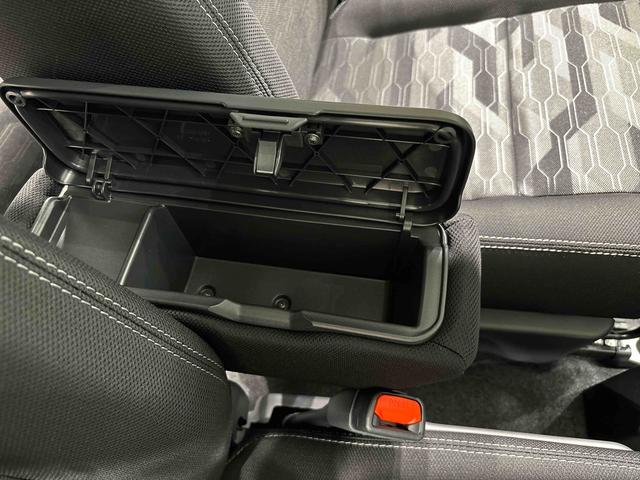 タフトＧターボ　ダーククロムベンチャー　全車速追従機能付ＡＣＣ純正ナビ装着用アップグレードパック　１５インチアルミホイール　運転席・助手席シートヒーター　スーパーＵＶ＆ＩＲカットガラス　本革巻ステアリングホイール　本革巻シフトレバー　リバース連動リヤワイパー（広島県）の中古車
