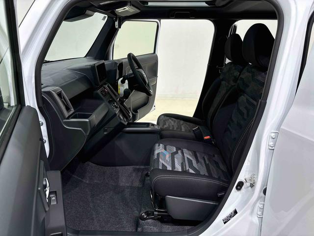 タフトＧターボ　ダーククロムベンチャー　全車速追従機能付ＡＣＣ純正ナビ装着用アップグレードパック　１５インチアルミホイール　運転席・助手席シートヒーター　スーパーＵＶ＆ＩＲカットガラス　本革巻ステアリングホイール　本革巻シフトレバー　リバース連動リヤワイパー（広島県）の中古車