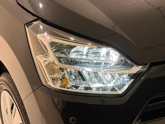 ミライースＸ　リミテッドＳＡIII　２ＷＤ　ＣＶＴ車　バックカメラＬＥＤヘッドランプ　電動格納ドアミラー　キーレスエントリー　リバース連動リヤワイパー　マニュアルエアコン　電動パワーステアリング　パワーウインドウ（広島県）の中古車