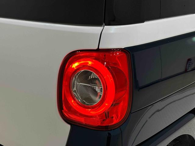 ムーヴキャンバスストライプスＧターボ　２ＷＤ　ＣＶＴ車　バックカメラＬＥＤヘッドランプ＆フォグランプ　両側電動スライドドア　オート電動格納ドアミラー　キーフリーシステム　運転席・助手席シートヒーター　ＳＲＳサイドエアバッグ＆カーテンシールドエアバッグ（広島県）の中古車