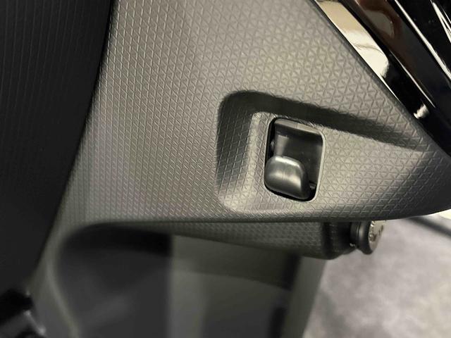 タントカスタムＸ　２ＷＤ　ＣＶＴ車　バックカメラＬＥＤヘッドランプ＆フォグランプ　両側電動スライドドア　運転席・助手席シートヒーター　キーフリーシステム　オート電動格納ドアミラー　ミラクルオープンドア　ＳＲＳサイドエアバッグ（広島県）の中古車