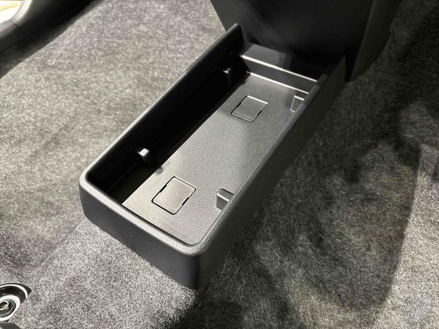 ミライースＸ　リミテッドＳＡIII　バックカメラ　ＬＥＤヘッドライトＬＥＤヘッドランプ　セキュリティアラーム　コーナーセンサー　１４インチフルホイールキャップ　キーレスエントリー　電動格納式ドアミラー　ショツピングフック　マニュアルエアコン（広島県）の中古車