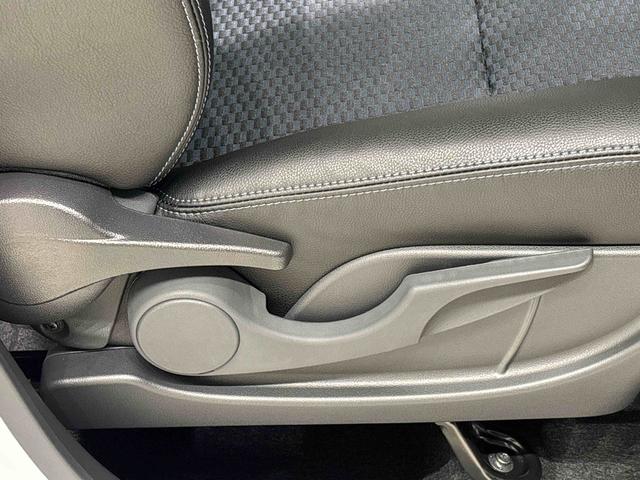タントカスタムＲＳＬＥＤオートライト　パワースライドドアウェルカムオープン機能　　助手席イージークローザー　１５インチアルミホイールキーフリーシステム（広島県）の中古車