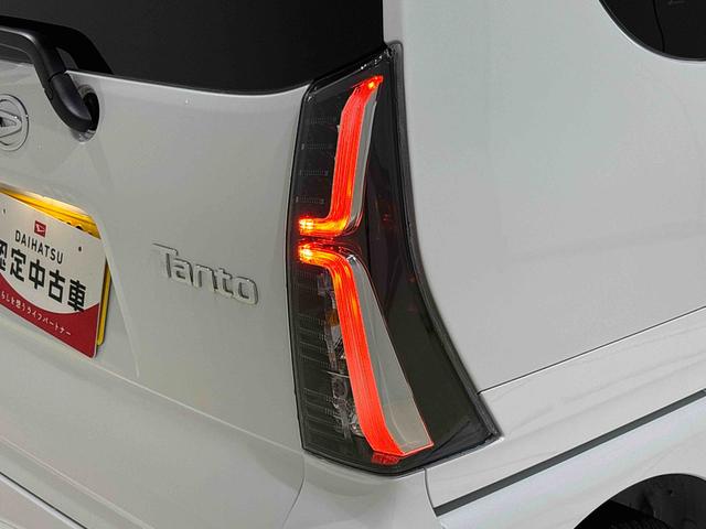 タントカスタムＲＳＬＥＤオートライト　パワースライドドアウェルカムオープン機能　　助手席イージークローザー　１５インチアルミホイールキーフリーシステム（広島県）の中古車