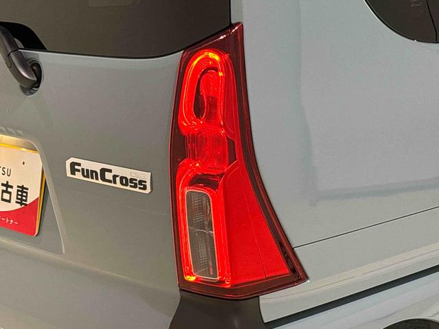 タントファンクロス　２ＷＤ　ＣＶＴ車　バックカメラＬＥＤヘッドランプ＆フォグランプ　ミラクルオープンドア　運転席・助手席シートヒーター　キーフリーシステム　両側電動スライドドア　ＳＲＳサイドエアバッグ＆カーテンシールドエアバッグ　電動格納ドアミラー（広島県）の中古車