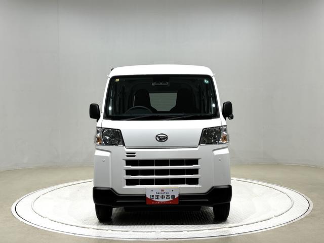 ハイゼットカーゴＤＸ　４ＷＤ　ＡＭ／ＦＭラジオ　オートライトハロゲンヘッドランプ　コーナーセンサー　オーバーヘッドシェルフ　フロントドアパワーウインドウ　マニュアルエアコン　キーレスエントリー　ＡＭ／ＦＭラジオ　テンパータイヤ　スチールホイール（広島県）の中古車