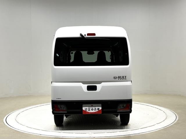 ハイゼットカーゴＤＸ　４ＷＤ　ＡＭ／ＦＭラジオ　オートライトハロゲンヘッドランプ　コーナーセンサー　オーバーヘッドシェルフ　フロントドアパワーウインドウ　マニュアルエアコン　キーレスエントリー　ＡＭ／ＦＭラジオ　テンパータイヤ　スチールホイール（広島県）の中古車