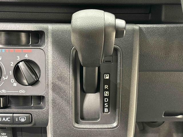 ハイゼットカーゴＤＸ　４ＷＤ　ＡＭ／ＦＭラジオ　オートライトハロゲンヘッドランプ　コーナーセンサー　オーバーヘッドシェルフ　フロントドアパワーウインドウ　マニュアルエアコン　キーレスエントリー　ＡＭ／ＦＭラジオ　テンパータイヤ　スチールホイール（広島県）の中古車