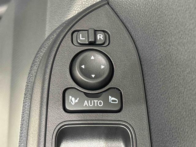 タントカスタムＲＳ　ターボ車　バックカメラ　前席シートヒーターＬＥＤヘッドライト　ＬＥＤフォグランプ　両側電動スライドドア　オートブレーキホールド機能付き電動パーキングブレーキ　前席シートヒーター　ＳＲＳサイドエアバッグ　オーディオ操作用ステアリングスイッチ（広島県）の中古車