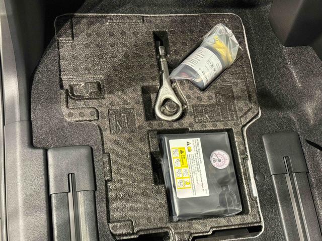 タントカスタムＲＳ　ターボ車　バックカメラ　前席シートヒーターＬＥＤヘッドライト　ＬＥＤフォグランプ　両側電動スライドドア　オートブレーキホールド機能付き電動パーキングブレーキ　前席シートヒーター　ＳＲＳサイドエアバッグ　オーディオ操作用ステアリングスイッチ（広島県）の中古車