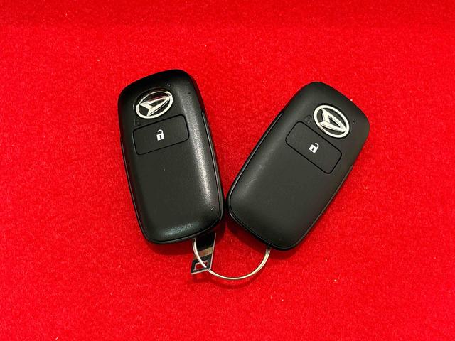 タフトＧスカイフィールトップ　ＬＥＤオートライト　オートハイビーム　フロントフォグランプ　運転席助手席シートヒーター　プッシュボタンスタート　キーフリー　電動パーキングブレーキ　バックカメラ　アルミホイール（広島県）の中古車