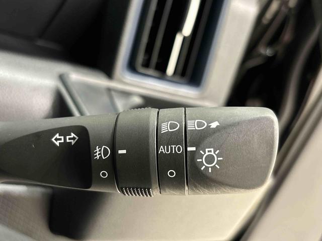 タントカスタムＲＳ　バックカメラ　シートバックテーブルＬＥＤオートライト　パワースライドドアウェルカムオープン機能　電動パーキングブレーキ　運転席助手席シートヒーター　アルミホイール　キーフリーシステム　　オート電動格納式ドアミラー（広島県）の中古車