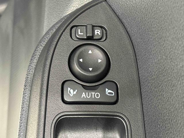 タントカスタムＲＳ　バックカメラ　シートバックテーブルＬＥＤオートライト　パワースライドドアウェルカムオープン機能　電動パーキングブレーキ　運転席助手席シートヒーター　アルミホイール　キーフリーシステム　　オート電動格納式ドアミラー（広島県）の中古車