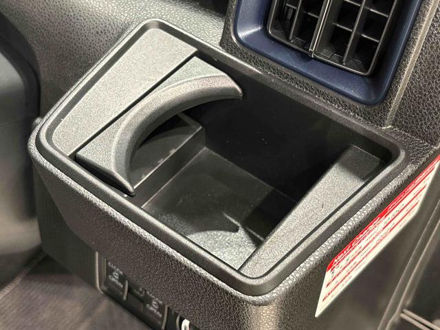 タントカスタムＲＳ　バックカメラ　シートバックテーブルＬＥＤオートライト　パワースライドドアウェルカムオープン機能　電動パーキングブレーキ　運転席助手席シートヒーター　アルミホイール　キーフリーシステム　　オート電動格納式ドアミラー（広島県）の中古車