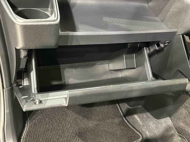 タントカスタムＲＳ　バックカメラ　シートバックテーブルＬＥＤオートライト　パワースライドドアウェルカムオープン機能　電動パーキングブレーキ　運転席助手席シートヒーター　アルミホイール　キーフリーシステム　　オート電動格納式ドアミラー（広島県）の中古車