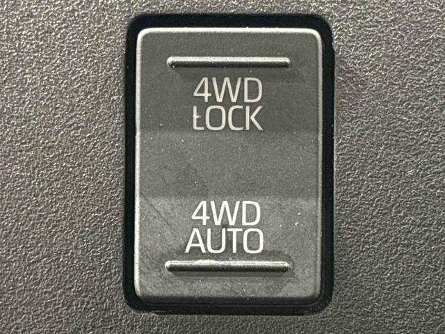 ハイゼットカーゴＤＸ　４ＷＤ　ＣＶＴ車両側スライドドア　マルチリフレクターハロゲンヘッドライト　ダイヤル式マニュアルエアコン　リヤスモークガラス　キーレスエントリー　リヤヒーター（広島県）の中古車