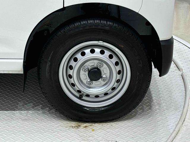 ハイゼットカーゴＤＸ　４ＷＤ　ＣＶＴ車両側スライドドア　マルチリフレクターハロゲンヘッドライト　ダイヤル式マニュアルエアコン　リヤスモークガラス　キーレスエントリー　リヤヒーター（広島県）の中古車