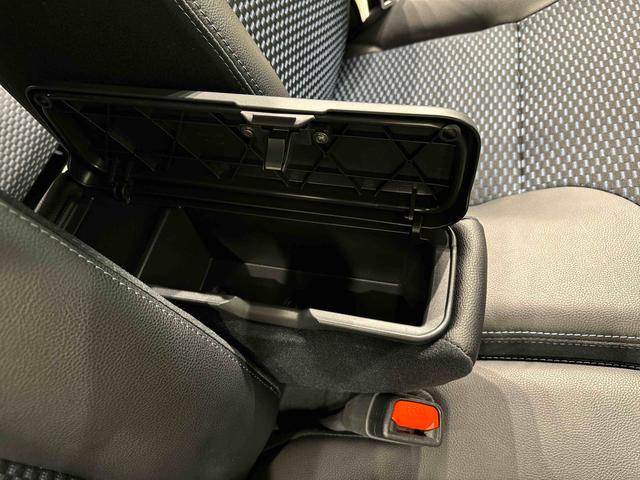 タントカスタムＲＳ　ナビゲーション　ドラレコ　ＥＴＣＬＥＤオートライト　パワースライドドアウェルカムオープン機能　電動パーキングブレーキ　運転席助手席シートヒーター　アルミホイール　キーフリーシステム　　オート電動格納式ドアミラー（広島県）の中古車