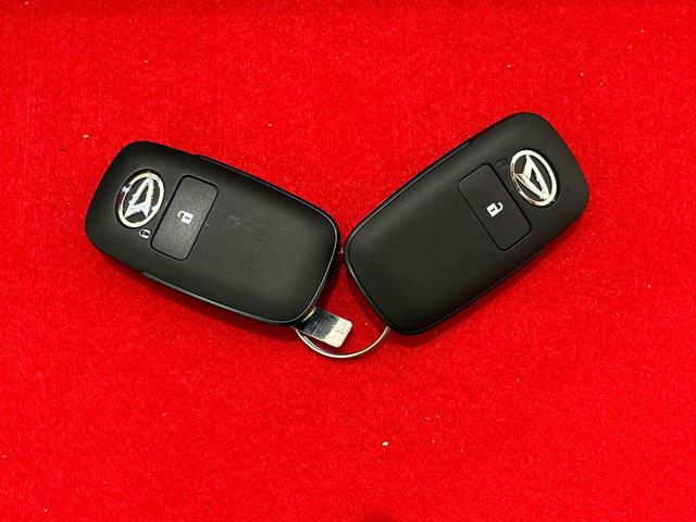 タフトＧ　ダーククロムベンチャー　バックカメラ付き（広島県）の中古車
