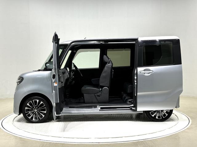 タントカスタムＲＳ　ナビ　バックカメラ　ＥＴＣＬＥＤオートライト　パワースライドドアウェルカムオープン機能　運転席ロングスライドシ−ト　助手席ロングスライド　助手席イージークローザー　運転席助手席シートヒーター　１５インチアルミホイール（広島県）の中古車