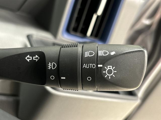 タントカスタムＲＳ　ナビ　バックカメラ　ＥＴＣＬＥＤオートライト　パワースライドドアウェルカムオープン機能　運転席ロングスライドシ−ト　助手席ロングスライド　助手席イージークローザー　運転席助手席シートヒーター　１５インチアルミホイール（広島県）の中古車