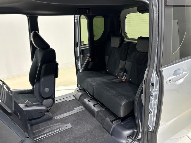 タントカスタムＲＳ　ナビ　バックカメラ　ＥＴＣＬＥＤオートライト　パワースライドドアウェルカムオープン機能　運転席ロングスライドシ−ト　助手席ロングスライド　助手席イージークローザー　運転席助手席シートヒーター　１５インチアルミホイール（広島県）の中古車