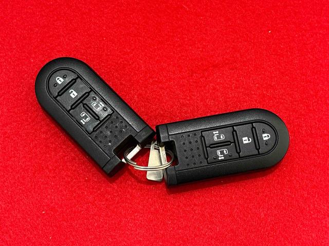 ムーヴキャンバスＸホワイトアクセントリミテッド　ＳＡIII　ナビ　ＥＴＣＬＥＤフォグランプ　置き楽ボックス　オートライト　プッシュボタンスタート　セキュリティアラーム　パノラマモニター対応カメラ　両側パワースライドドア（広島県）の中古車