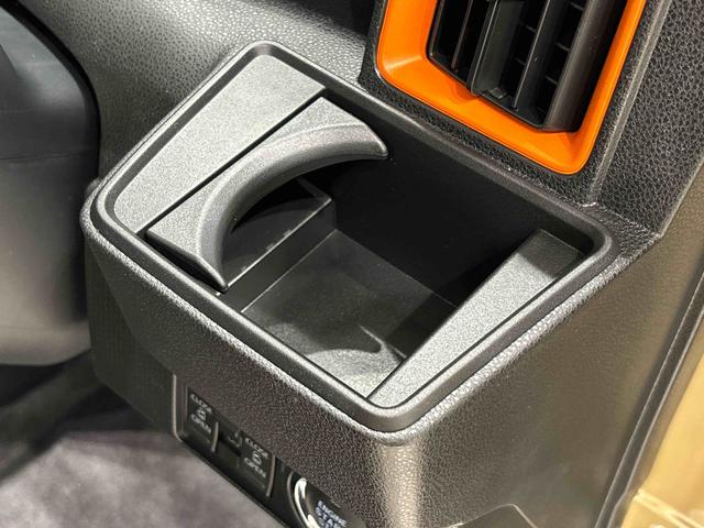 タントファンクロスターボ　バックカメラ　両側電動スライドドアＬＥＤオートライト　パワースライドドアウェルカムオープン機能　電動パーキングブレーキ　運転席助手席シートヒーター　アルミホイール　キーフリーシステム　　オート電動格納式ドアミラー（広島県）の中古車