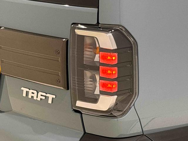 タフトＧターボ　ダーククロムベンチャー　前席シートヒーターＢカメラＬＥＤヘッドライト　ＬＥＤフォグランプ　オートライト　オートハイビーム　電動パーキング　ホールド機能　キーフリー　スタートボタン　バックカメラ　クルーズコントロール　シートヒーター　オートエアコン（広島県）の中古車