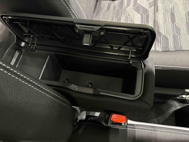 タフトＧダーククロムベンチャー　バックカメラ　前席シート−ヒータースカイフィールトップ　クロムパック　メッキパック　シルバーアンダーガーニッシュ　インテリアアクセント　ＬＥＤオートハイビーム＆フォグランプ　電動パーキングブレーキ　バックカメラ　アルミホイール（広島県）の中古車