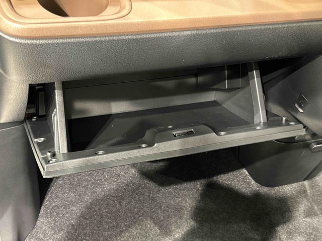 ムーヴキャンバスセオリーＧ　両側電動スライドドア　電動パーキング純正ナビ装着用アップグレードパック　運転席・助手席シートヒーター　フルＬＥＤヘッドランプ　３６０°スーパーＵＶ＆ＩＲカットガラス　ホッとカップホルダー　オートブレーキホールド機能　キーフリーシステム（広島県）の中古車