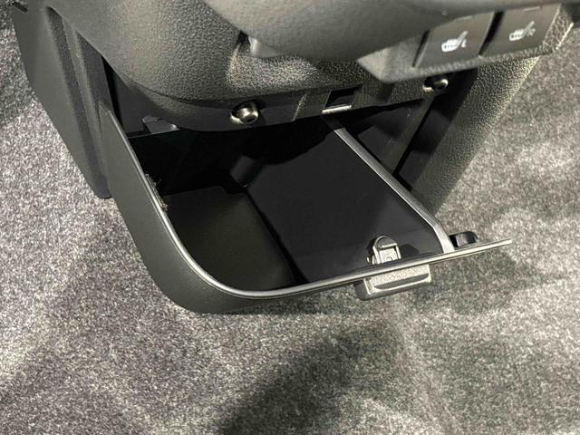 ムーヴキャンバスストライプスＧ　両側電動スライドドア　ＬＥＤヘッドライトバックカメラ　メッキアウターハンドル　メッキサイドガーニッシュ　ＬＥＤフォグランプ　オーディオ操作用ステアリングスイッチ　オーディオレス　オートホールドブレーキ機能付サイドブレーキ　前席シートヒーター（広島県）の中古車