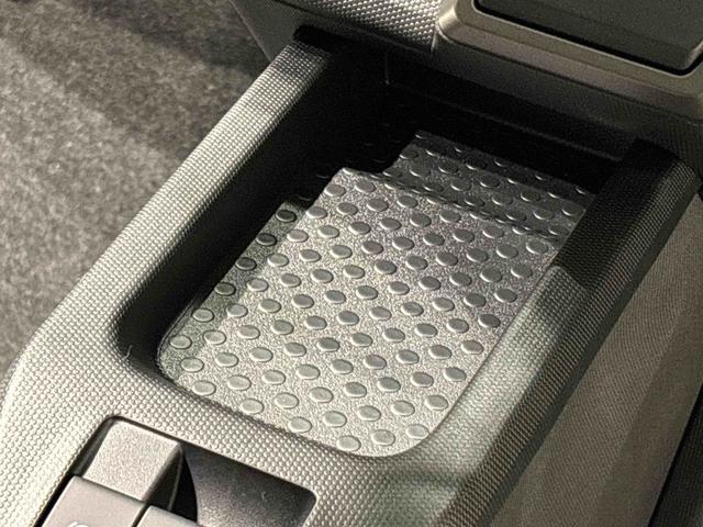 タフトＧ　クロムベンチャー　電動パーキング　バックカメラスカイフィールトップ　クロムパック　メッキパック　シルバーアンダーガーニッシュ　インテリアアクセント　ＬＥＤオートライト＆フォグランプ　電動パーキングブレーキ　バックカメラ　アルミホイール（広島県）の中古車