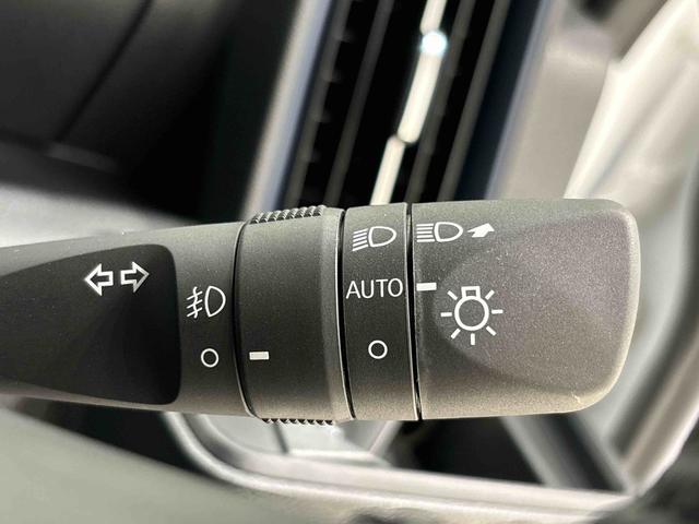 タントカスタムＲＳＬＥＤオートライト　パワースライドドアウェルカムオープン機能　電動パーキングブレーキ　運転席助手席シートヒーター　アルミホイール　キーフリーシステム　　オート電動格納式ドアミラー（広島県）の中古車