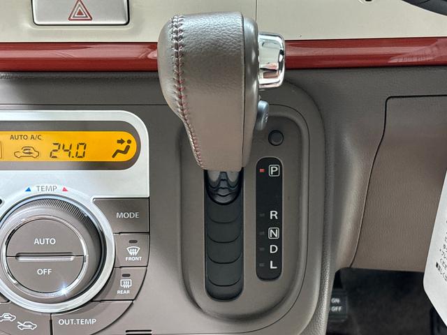 アルトラパンショコラＸ　スマートフォン連携ナビ装着車　バックカメラ　ＥＴＣ付オートエアコン　プッシュボタンスタート　アイドリングストップ車　電動格納式ドアミラー　運転席シートリフター　リヤワイパー　セキュリティアラーム　１４インチアルミホイール　電子カードキー（広島県）の中古車