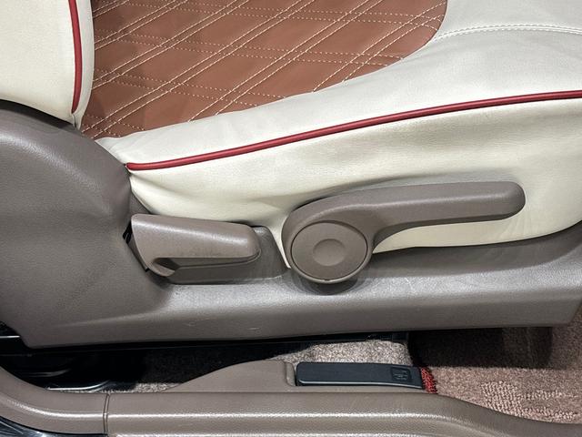アルトラパンショコラＸ　スマートフォン連携ナビ装着車　バックカメラ　ＥＴＣ付オートエアコン　プッシュボタンスタート　アイドリングストップ車　電動格納式ドアミラー　運転席シートリフター　リヤワイパー　セキュリティアラーム　１４インチアルミホイール　電子カードキー（広島県）の中古車