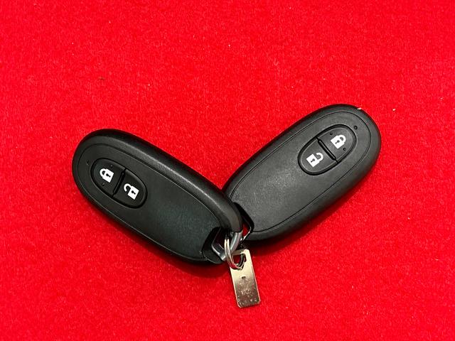 アルトラパンショコラＸ　スマートフォン連携ナビ装着車　バックカメラ　ＥＴＣ付オートエアコン　プッシュボタンスタート　アイドリングストップ車　電動格納式ドアミラー　運転席シートリフター　リヤワイパー　セキュリティアラーム　１４インチアルミホイール　電子カードキー（広島県）の中古車