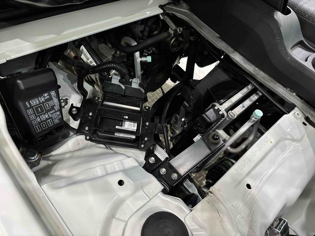 ハイゼットトラックスタンダード　リヤ４枚リーフスプリングハロゲンヘッドランプ　１２インチスチールホイール　スペアタイヤ（広島県）の中古車