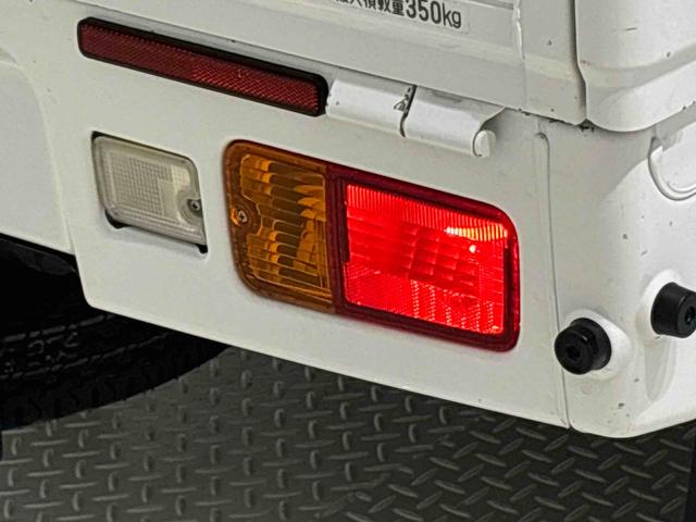 ハイゼットトラックスタンダード　リヤ４枚リーフスプリングハロゲンヘッドランプ　１２インチスチールホイール　スペアタイヤ（広島県）の中古車