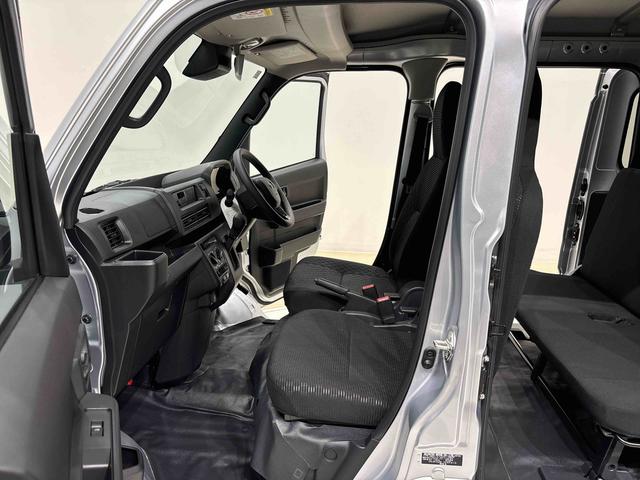 ハイゼットカーゴＤＸ　　２ＷＤ　　ＣＶＴ　　キーレスエントリーハロゲンヘッドランプ　トップシェイドガラス　荷室ランプ　コーナーセンサー　ＡＭ・ＦＭラジオ　テンパータイヤ（広島県）の中古車